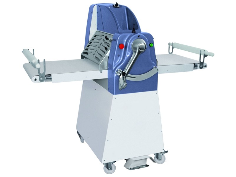 Masina de turat aluat, semi-automata, 1 viteza, putere 550W