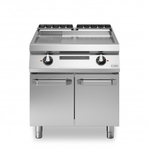 Fry top, electric, suprafata cromata 2/3 neteda - 1/3 striata, baza inchisa